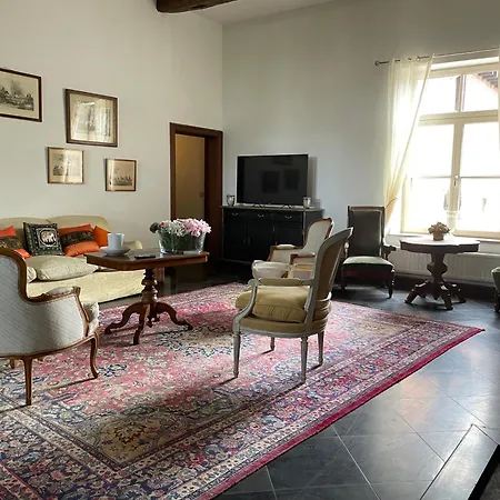 Logie Chateau-ferme De Hombroux Oda ve Kahvaltı